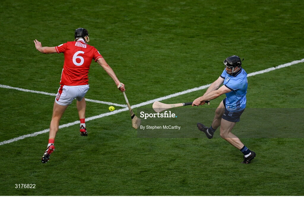 5 July 2025; Cian O'Sullivan of Dublin shoots to score his side's second goal during the GAA Hurling All-Ireland Senior Championship semi-final match between Cork and Dublin at Croke Park in Dublin. Photo by Stephen McCarthy/Sportsfile