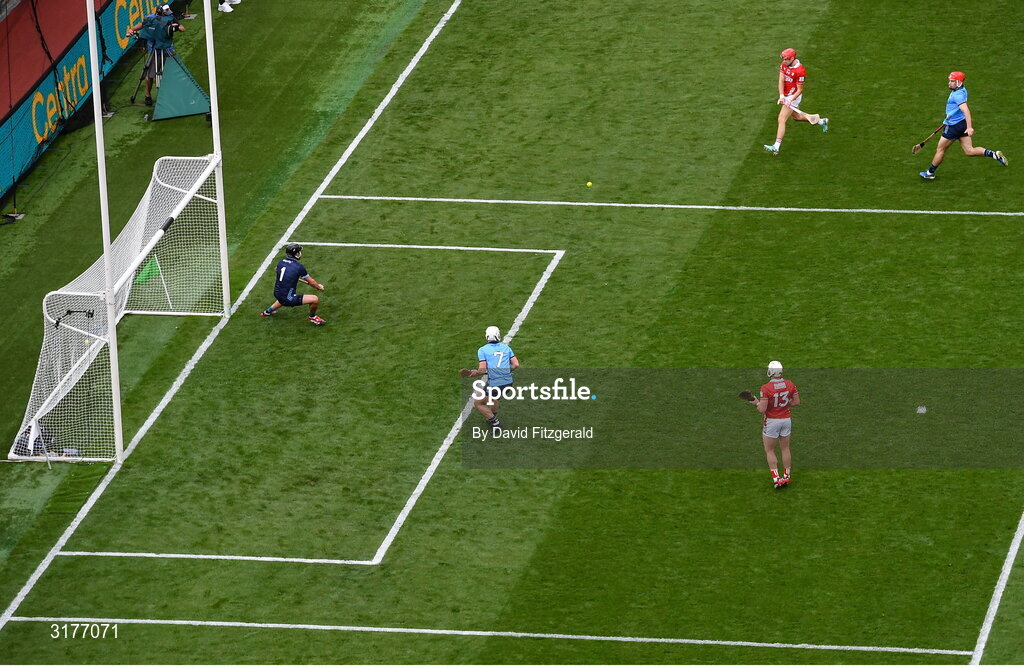 5 July 2025; Alan Connolly of Cork shoots to score his side's second goal during the GAA Hurling All-Ireland Senior Championship semi-final match between Cork and Dublin at Croke Park in Dublin. Photo by David Fitzgerald/Sportsfile