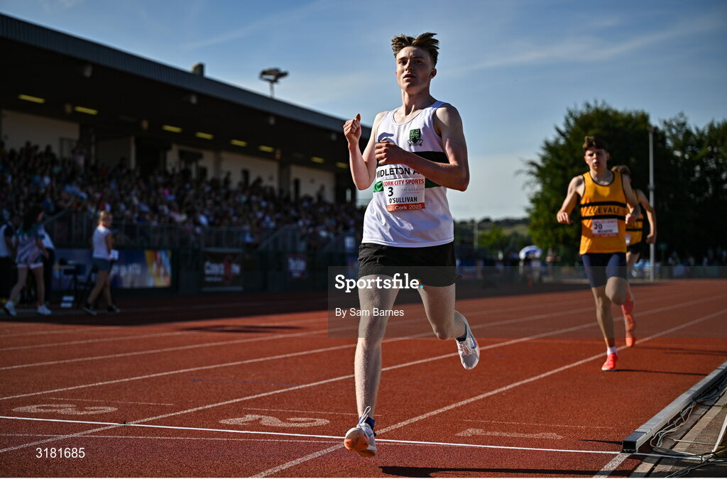 9 July 2025; Odhran O'Sullivan of Midleton celebrates winning The River Lee Hotel Junior Men's 1500m during the Cork City Sports meet at MTU Arena in Cork. Photo by Sam Barnes/Sportsfile