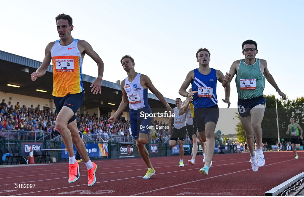 9 July 2025; Cathal Doyle of Ireland, left, competes in the Cork BHAA Men's 800m during the Cork City Sports meet at MTU Arena in Cork. Photo by Sam Barnes/Sportsfile