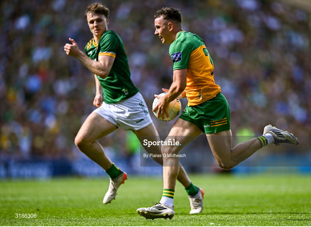 13 July 2025; Caolan McColgan of Donegal in action against Adam O'Neill of Meath the GAA Football All-Ireland Senior Championship semi-final match between Meath and Donegal at Croke Park in Dublin. Photo by Piaras Ó Mídheach/Sportsfile