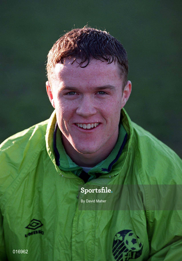 21 January 1999; Brendan McGill during a Republic of Ireland U17's training session at St. Fintans School in Sutton, Dublin. Photo by David Maher/Sportsfile