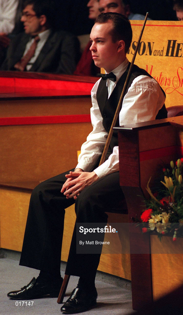 24 March 1998; Fergal O'Brien during his Round 1 match against Peter Ebdon of England on Day 1 of the Benson and Hedges Irish Masters Snooker at Goffs in Kill, Kildare. Photo by Matt Browne/Sportsfile