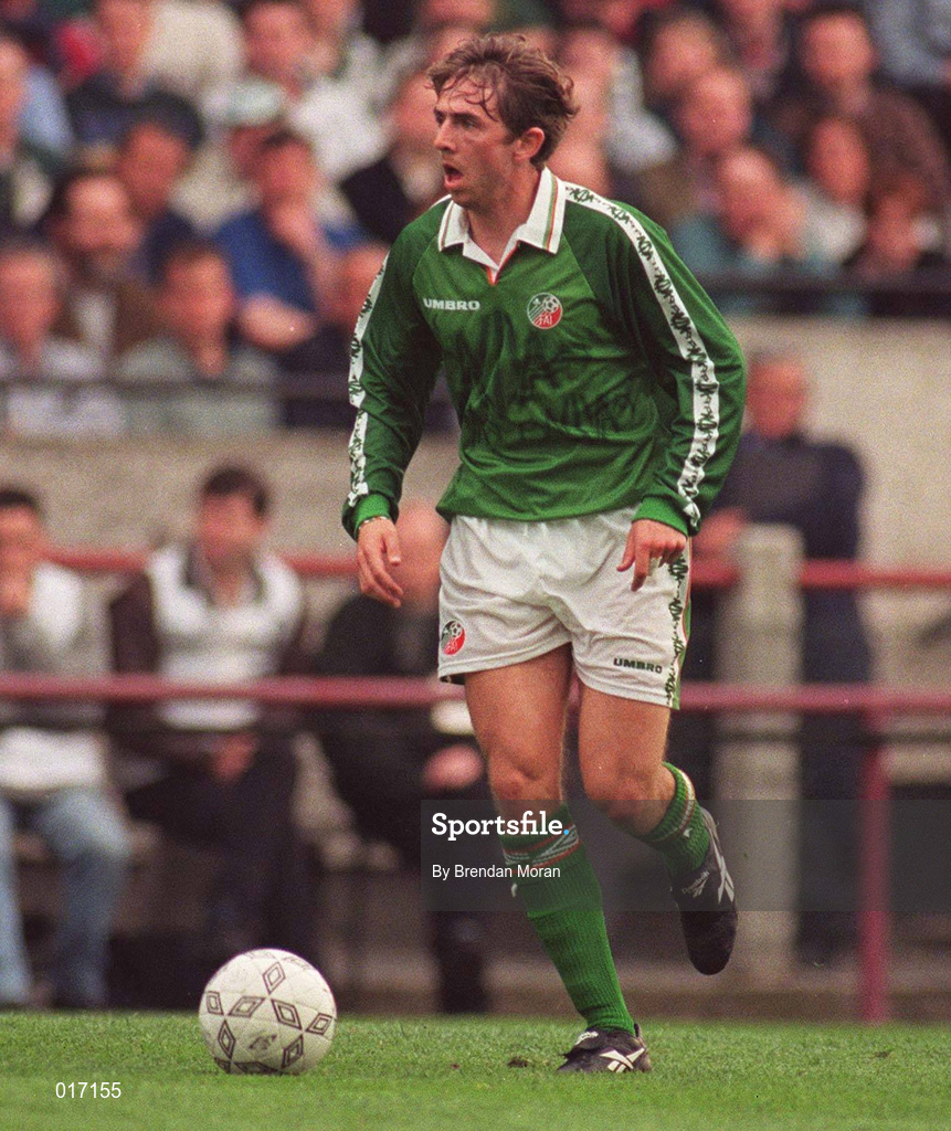29 May 1996; Gareth Farrelly of Republic of Ireland during the International Friendly between Republic of Ireland and Portugal at Lansdowne Road in Dublin. Photo by Brendan Moran/Sportsfile