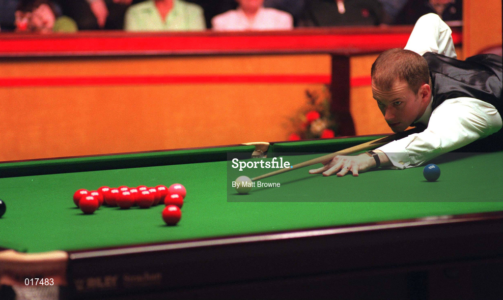 24 March 1998; Peter Ebdon during his Round 1 match against Fergal O'Brien of Ireland on Day 1 of the Benson and Hedges Irish Masters Snooker at Goffs in Kill, Kildare. Photo by Matt Browne/Sportsfile