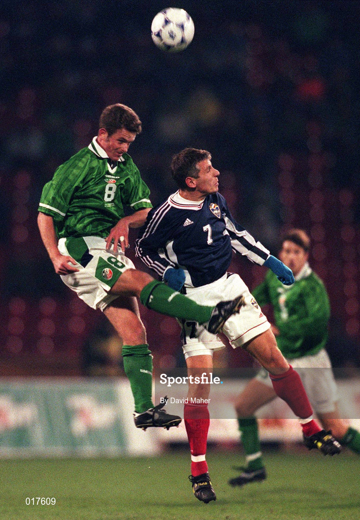 18 November 1998; Mark Kinsella of Republic of Ireland in action against Vladimir Jugovi? of Yugoslavia during the UEFA Euro 2000 Group 8 Qualifier between Yugoslavia and Republic of Ireland at the Red Star Stadium, in Belgrade, Yugoslavia. Photo by David Maher/Sportsfile