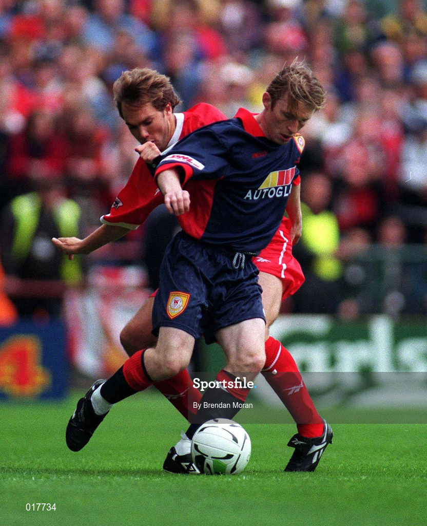 31 July 1998; Trevor Molloy of St Patrick's Athletic in action against Jason McAteer of Liverpool during the Carlsberg Trophy match between St Patrick's Athletic and Liverpool at Lansdowne Road in Dublin. Photo by Brendan Moran/Sportsfile