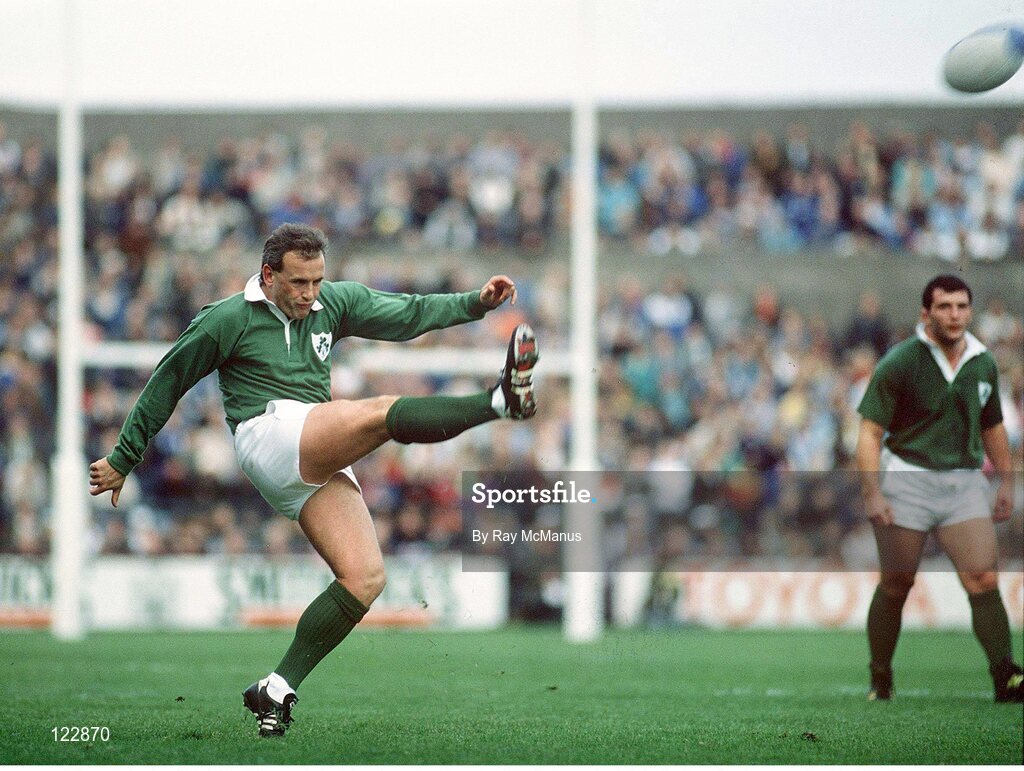 27 October 1990; Michael Kiernan of Ireland in action during the International Friendly match between Ireland and Argentina at Lansdowne Road, Dublin. Photo by Ray McManus/Sportsfile
