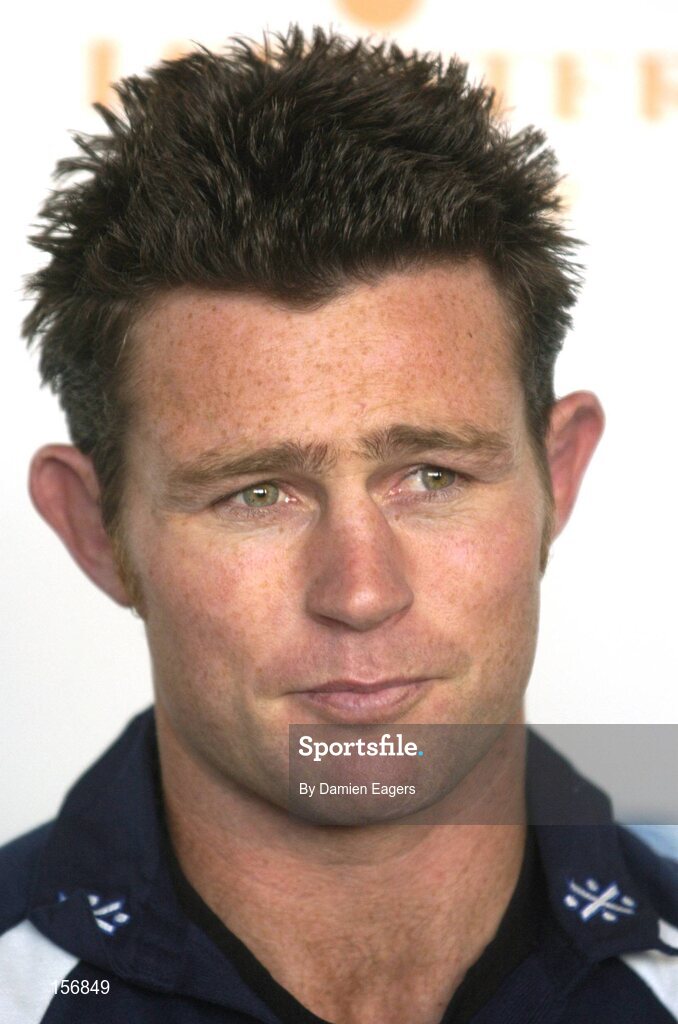 30 September 2004; David Holwell at a press conference announcing his signing for Leinster. Old Belvedere, Dublin. Picture credit; Damien Eagers / SPORTSFILE