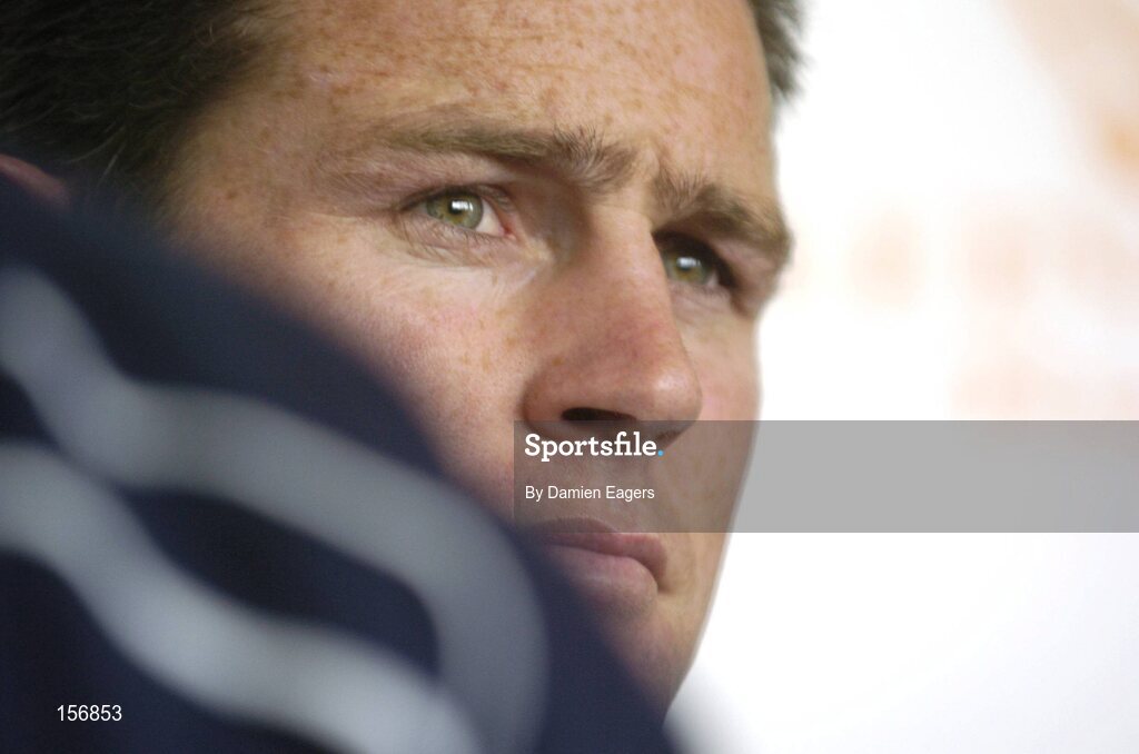 30 September 2004; David Holwell at a press conference announcing his signing for Leinster. Old Belvedere, Dublin. Picture credit; Damien Eagers / SPORTSFILE