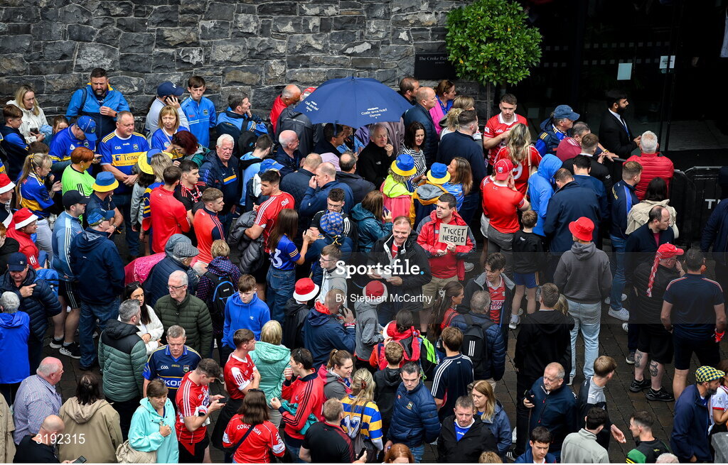 20 July 2025; Supporters mingle on Jones' Road before the GAA Hurling All-Ireland Senior Championship final match between Cork and Tipperary at Croke Park in Dublin. Photo by Stephen McCarthy/Sportsfile