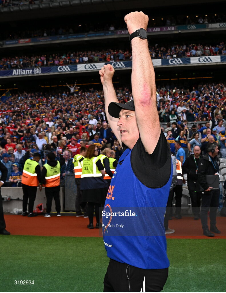 20 July 2025; Tipperary manager Liam Cahill celebrates after the GAA Hurling All-Ireland Senior Championship final match between Cork and Tipperary at Croke Park in Dublin. Photo by Seb Daly/Sportsfile