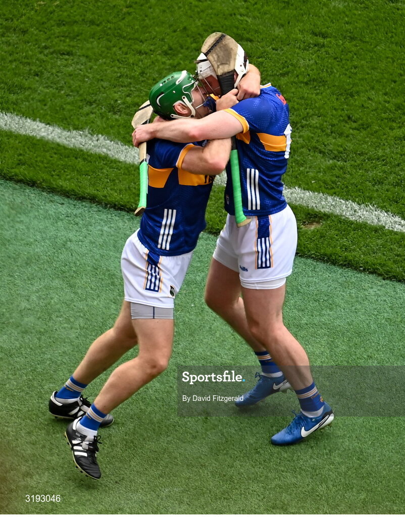20 July 2025; Seamus Kennedy, right, and Noel McGrath of Tipperary celebrate after the GAA Hurling All-Ireland Senior Championship final match between Cork and Tipperary at Croke Park in Dublin. Photo by David Fitzgerald/Sportsfile