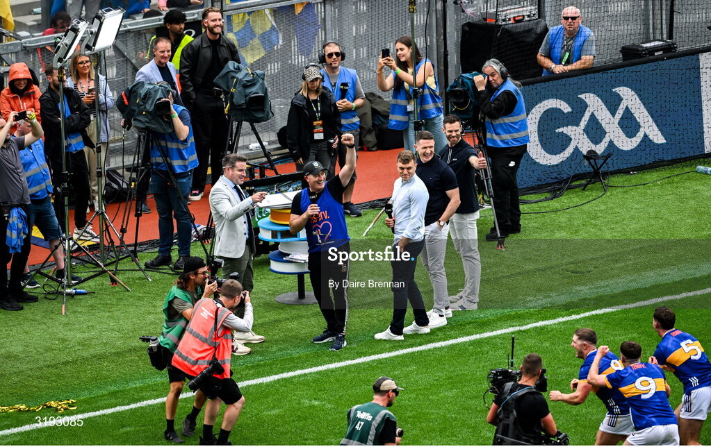 20 July 2025; Tipperary manager Liam Cahill celebrates with his players during an interview with the BBC after the GAA Hurling All-Ireland Senior Championship final match between Cork and Tipperary at Croke Park in Dublin. Photo by Daire Brennan/Sportsfile