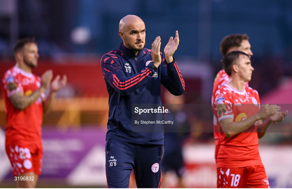 23 July 2025; Shelbourne head coach Joey O'Brien applauds the supporters after his side's defeat in the UEFA Champions League Second Qualifying Round first leg match between Shelbourne and Qarabag FK at Tolka Park in Dublin. Photo by Stephen McCarthy/Sportsfile