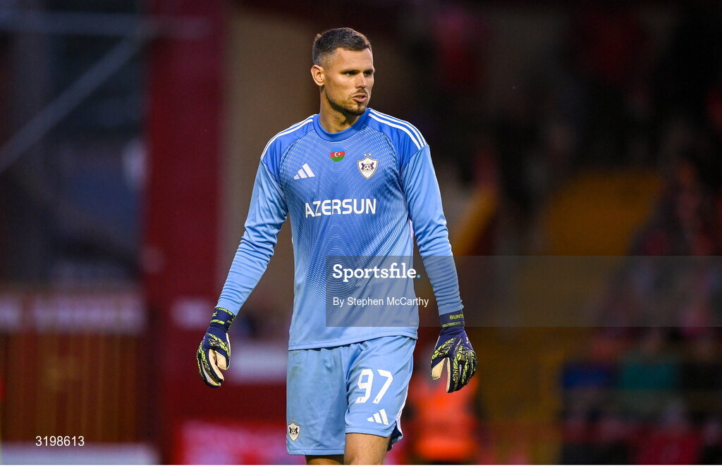 23 July 2025; Qarabag goalkeeper Fabijan Buntic during the UEFA Champions League Second Qualifying Round first leg match between Shelbourne and Qarabag FK at Tolka Park in Dublin. Photo by Stephen McCarthy/Sportsfile