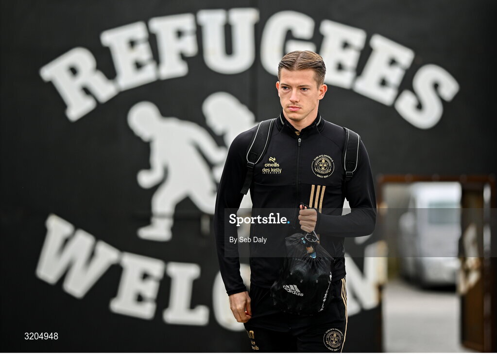 1 August 2025; Bohemians goalkeeper Kacper Chorazka arrives before the SSE Airtricity Men's Premier Division match between Bohemians and Drogheda United at Dalymount Park in Dublin. Photo by Seb Daly/Sportsfile