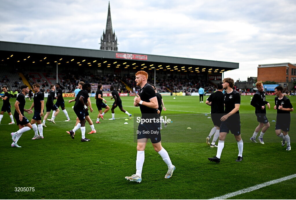 1 August 2025; Drogheda United players warm-up before the SSE Airtricity Men's Premier Division match between Bohemians and Drogheda United at Dalymount Park in Dublin. Photo by Seb Daly/Sportsfile