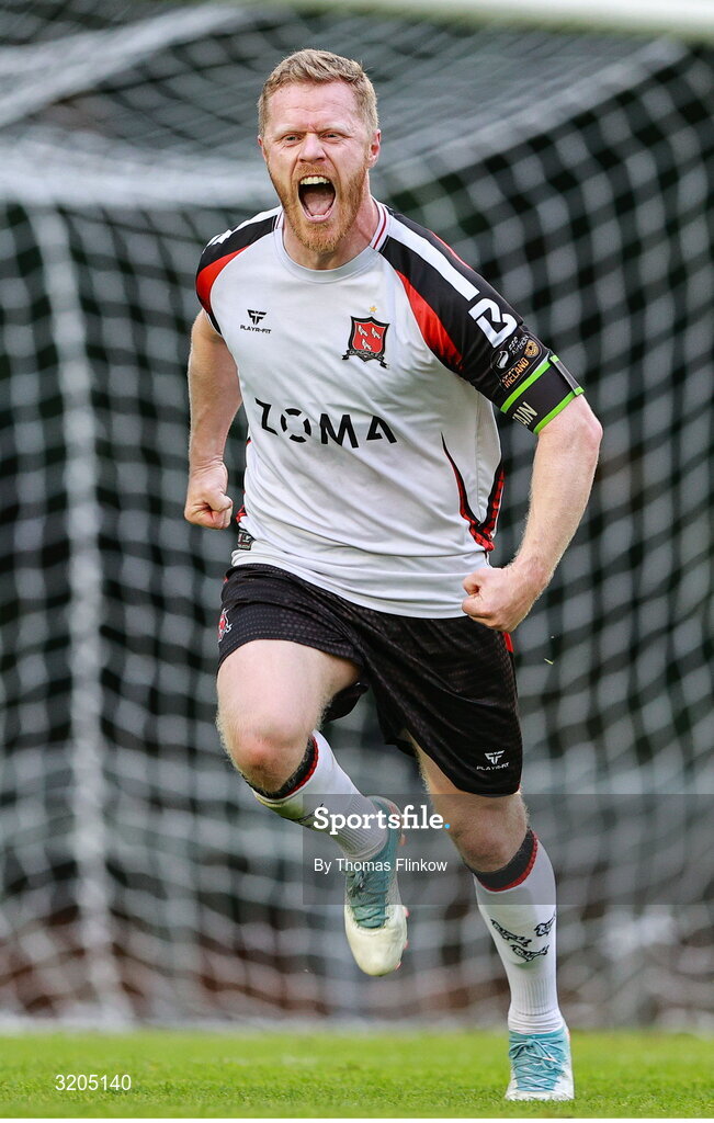 1 August 2025; Daryl Horgan of Dundalk celebrates after scoring his side's first goal, a penalty, during the SSE Airtricity Men's First Division match between UCD and Dundalk at UCD Bowl in Belfield, Dublin. Photo by Thomas Flinkow/Sportsfile