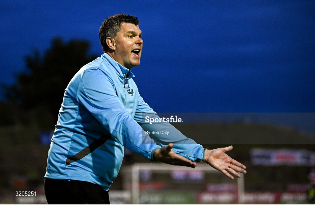 1 August 2025; Drogheda United manager Kevin Doherty during the SSE Airtricity Men's Premier Division match between Bohemians and Drogheda United at Dalymount Park in Dublin. Photo by Seb Daly/Sportsfile