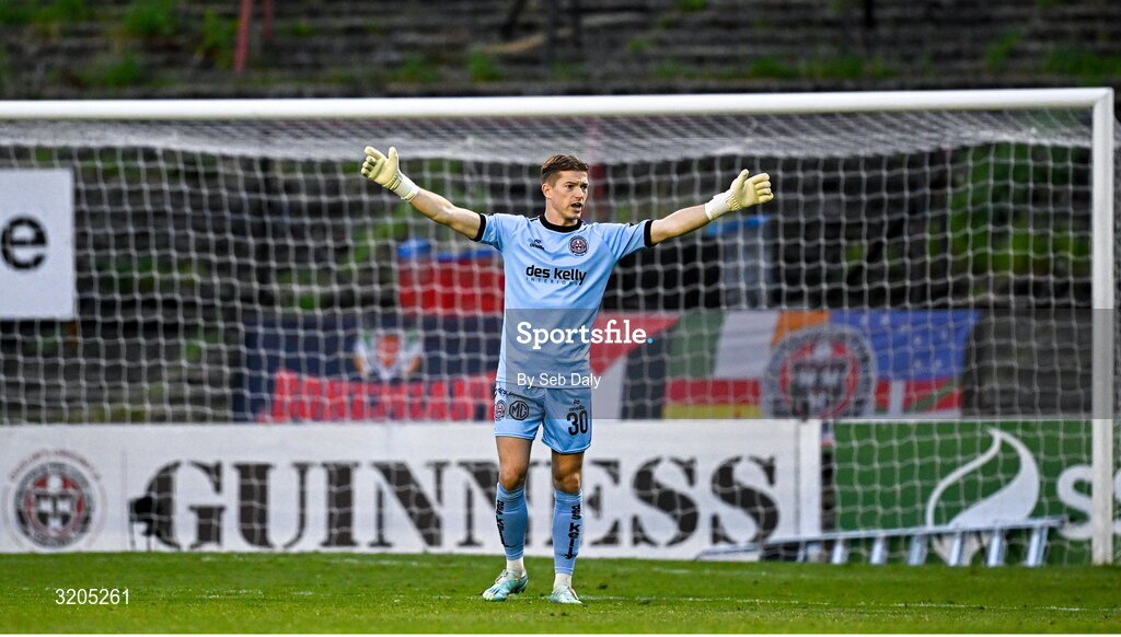 1 August 2025; Bohemians goalkeeper Kacper Chorazka during the SSE Airtricity Men's Premier Division match between Bohemians and Drogheda United at Dalymount Park in Dublin. Photo by Seb Daly/Sportsfile