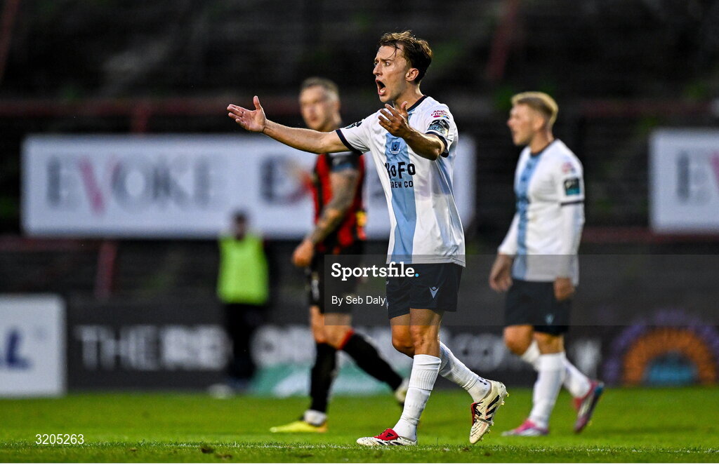 1 August 2025; Darragh Markey of Drogheda United during the SSE Airtricity Men's Premier Division match between Bohemians and Drogheda United at Dalymount Park in Dublin. Photo by Seb Daly/Sportsfile