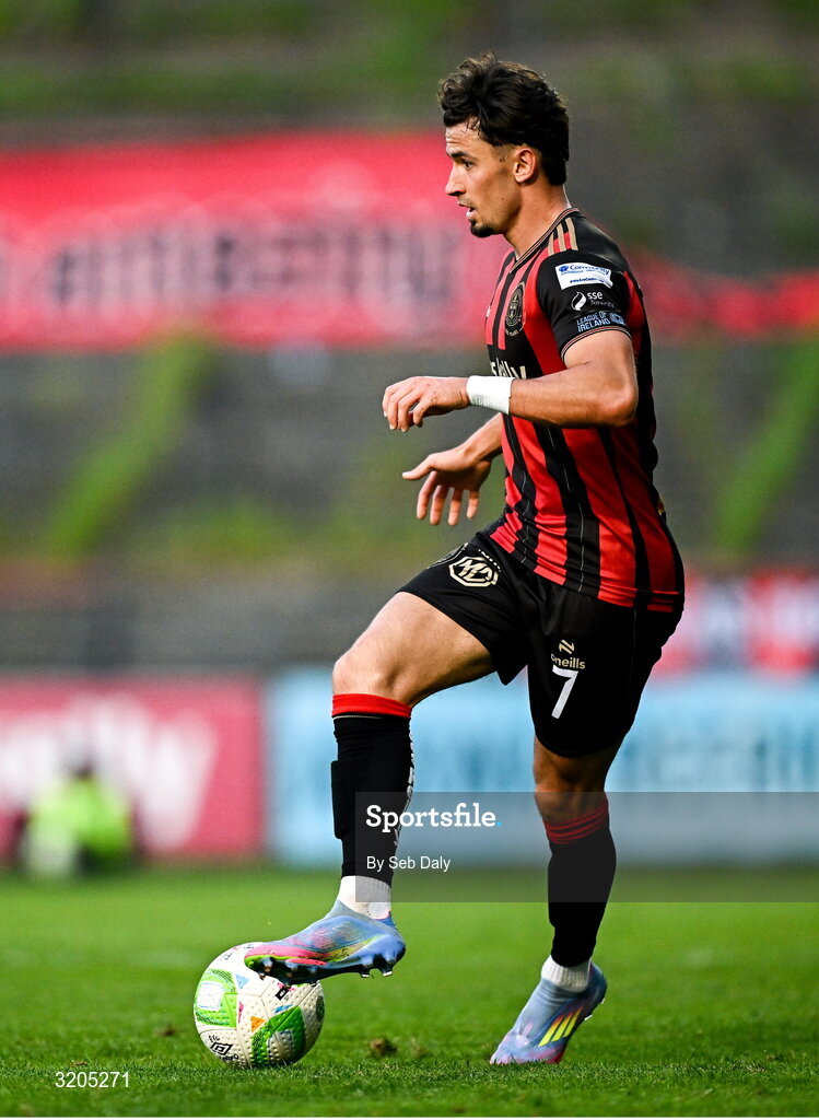1 August 2025; Connor Parsons of Bohemians during the SSE Airtricity Men's Premier Division match between Bohemians and Drogheda United at Dalymount Park in Dublin. Photo by Seb Daly/Sportsfile