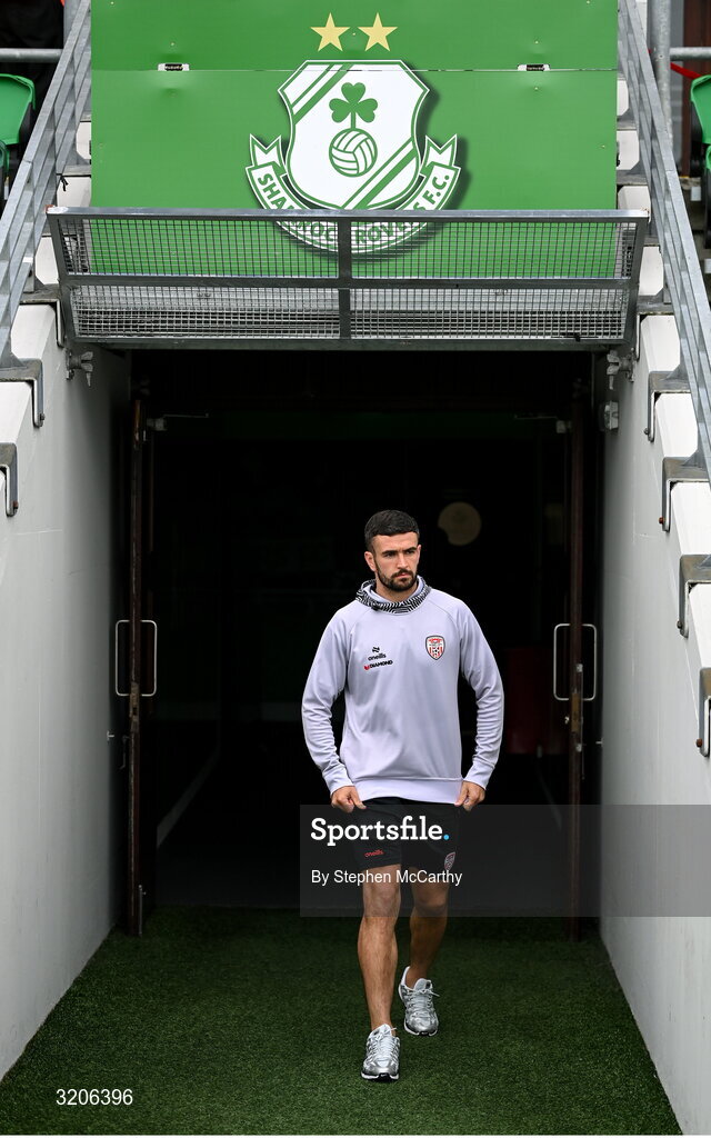3 August 2025; Michael Duffy of Derry City before the SSE Airtricity Men's Premier Division match between Shamrock Rovers and Derry City at Tallaght Stadium in Dublin.  Photo by Stephen McCarthy/Sportsfile
