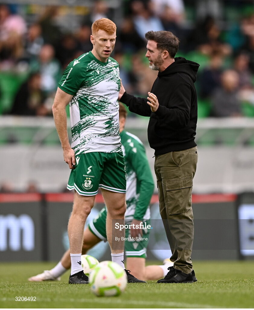 3 August 2025; Shamrock Rovers manager Stephen Bradley, right, in conversation with Rory Gaffney of Shamrock Rovers before the SSE Airtricity Men's Premier Division match between Shamrock Rovers and Derry City at Tallaght Stadium in Dublin.  Photo by Ben McShane/Sportsfile