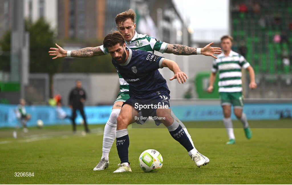 3 August 2025; Brandon Fleming of Derry City in action against Danny Grant of Shamrock Rovers during the SSE Airtricity Men's Premier Division match between Shamrock Rovers and Derry City at Tallaght Stadium in Dublin.  Photo by Ben McShane/Sportsfile