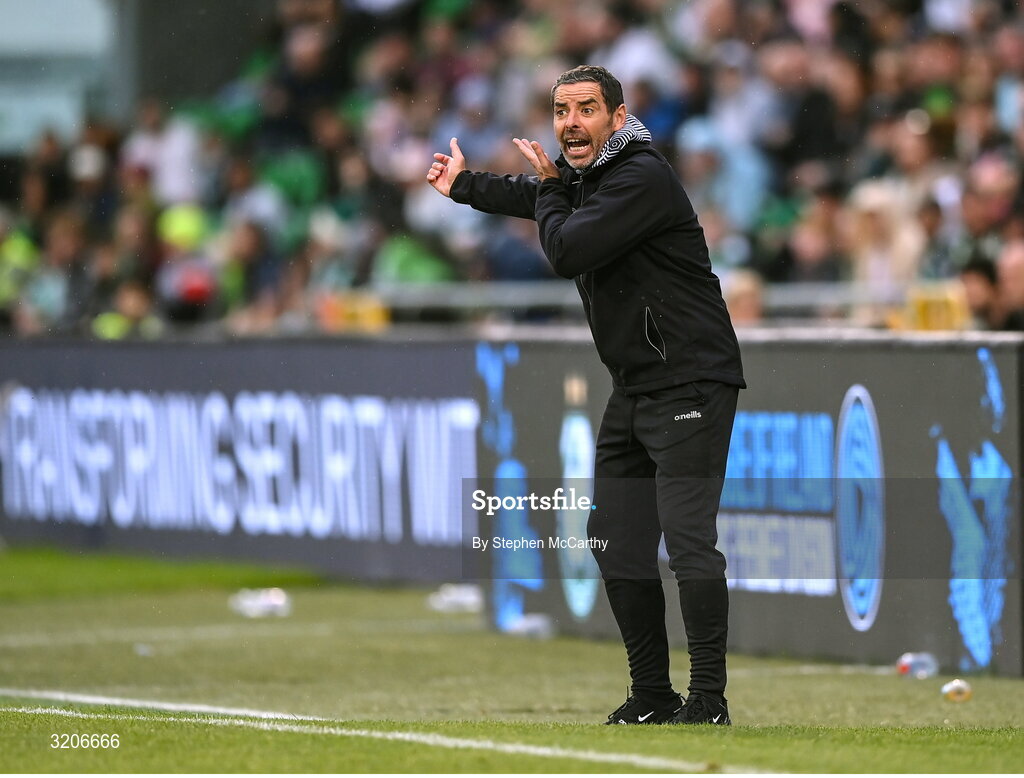 3 August 2025; Derry City manager Tiernan Lynch during the SSE Airtricity Men's Premier Division match between Shamrock Rovers and Derry City at Tallaght Stadium in Dublin.  Photo by Stephen McCarthy/Sportsfile