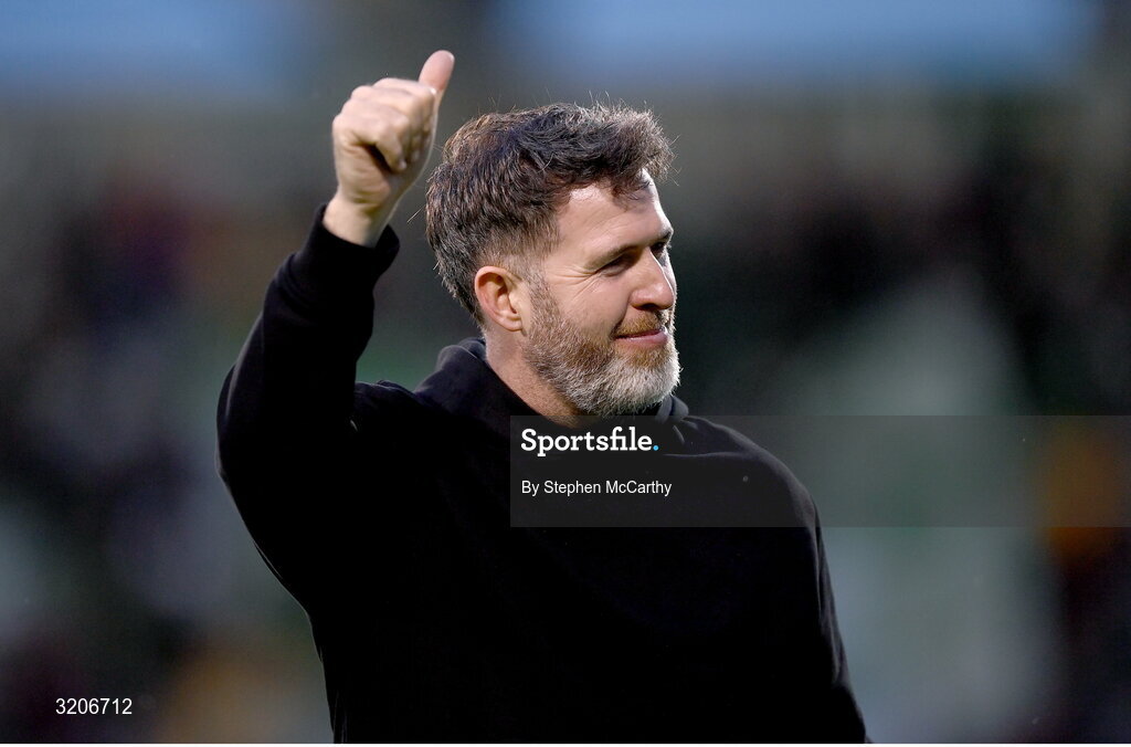 3 August 2025; Shamrock Rovers manager Stephen Bradley celebrates after the SSE Airtricity Men's Premier Division match between Shamrock Rovers and Derry City at Tallaght Stadium in Dublin.  Photo by Stephen McCarthy/Sportsfile