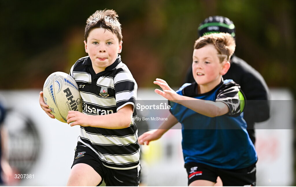 5 August 2025; Participants during a Bank of Ireland Leinster Rugby Summer Camp at Dundalk RFC in Louth. Photo by Ben McShane/Sportsfile
