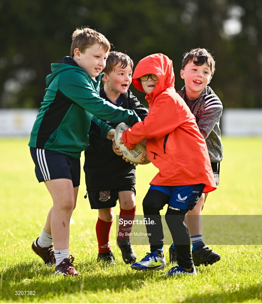 5 August 2025; Participants during a Bank of Ireland Leinster Rugby Summer Camp at Dundalk RFC in Louth. Photo by Ben McShane/Sportsfile