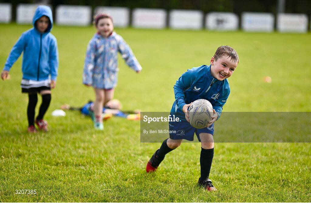 5 August 2025; Participants during a Bank of Ireland Leinster Rugby Summer Camp at Dundalk RFC in Louth. Photo by Ben McShane/Sportsfile