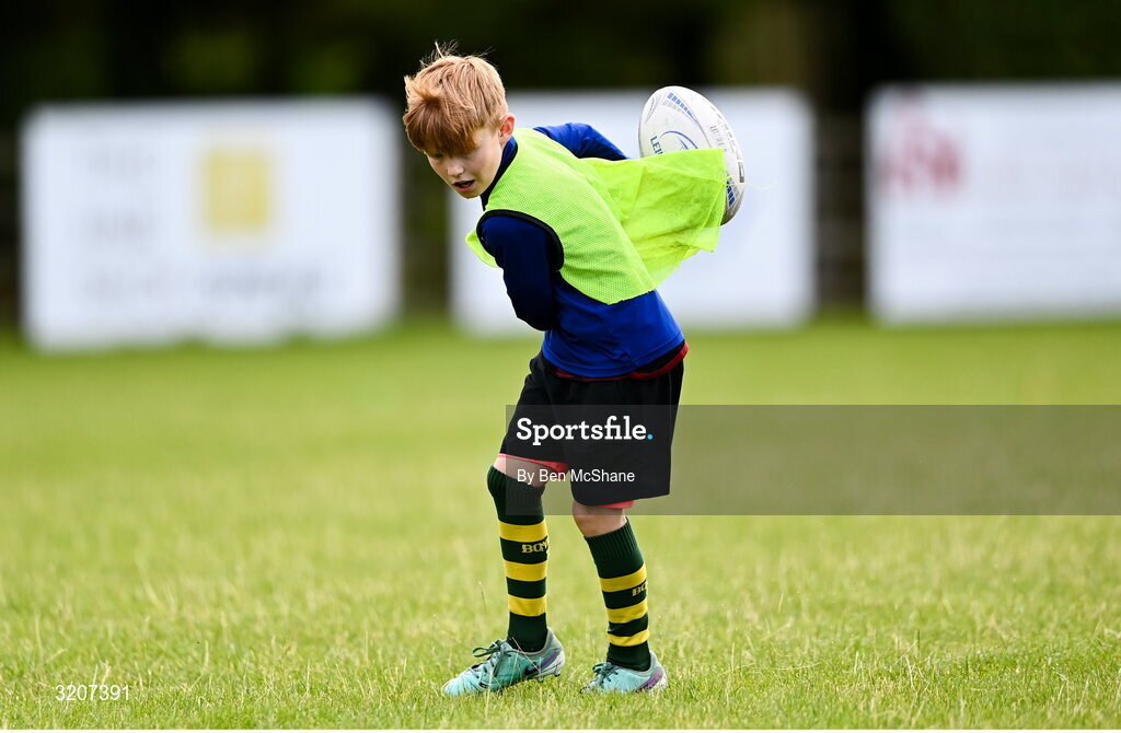 5 August 2025; Participants during a Bank of Ireland Leinster Rugby Summer Camp at Dundalk RFC in Louth. Photo by Ben McShane/Sportsfile