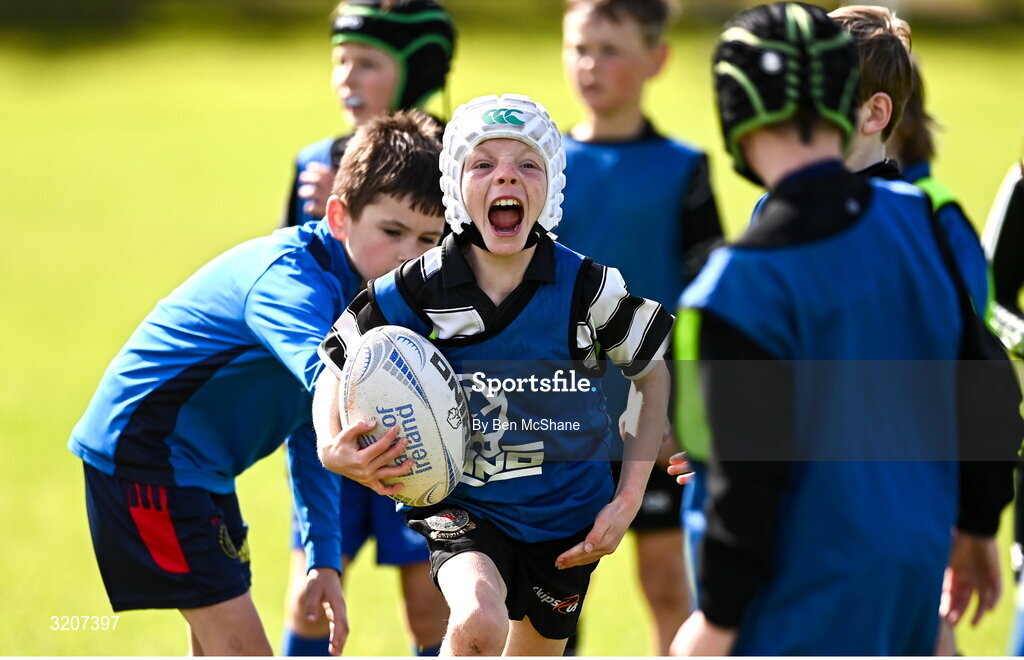 5 August 2025; Participants during a Bank of Ireland Leinster Rugby Summer Camp at Dundalk RFC in Louth. Photo by Ben McShane/Sportsfile