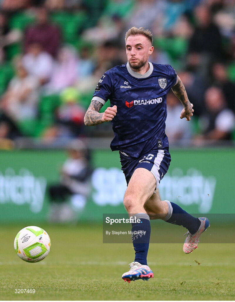 3 August 2025; Carl Winchester of Derry City during the SSE Airtricity Men's Premier Division match between Shamrock Rovers and Derry City at Tallaght Stadium in Dublin.  Photo by Stephen McCarthy/Sportsfile