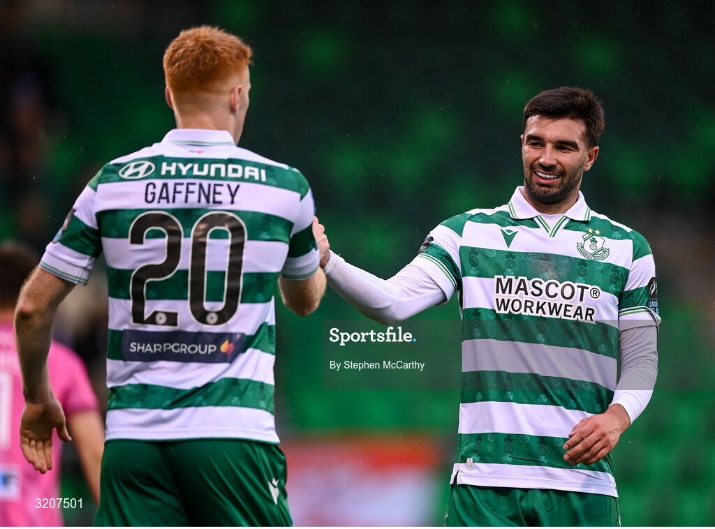 3 August 2025; Rory Gaffney is congratulated by his Shamrock Rovers team-mate Danny Mandroiu, right, after scoring their side's second goal during the SSE Airtricity Men's Premier Division match between Shamrock Rovers and Derry City at Tallaght Stadium in Dublin.  Photo by Stephen McCarthy/Sportsfile