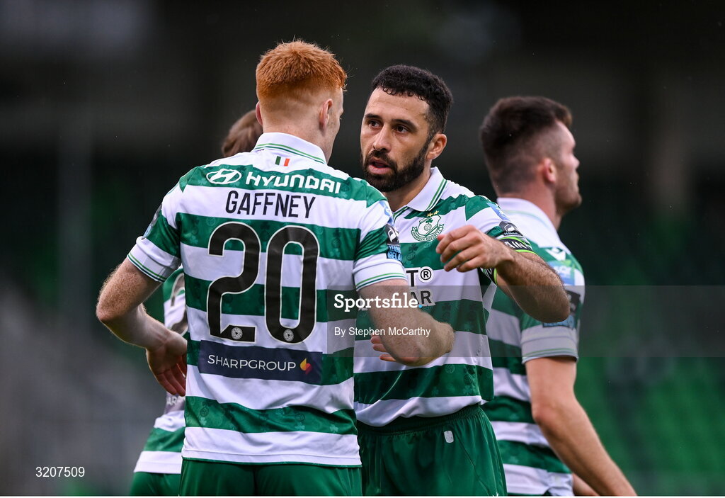 3 August 2025; Rory Gaffney is congratulated by his Shamrock Rovers team-mate Roberto Lopes, right, after scoring their side's first goal during the SSE Airtricity Men's Premier Division match between Shamrock Rovers and Derry City at Tallaght Stadium in Dublin.  Photo by Stephen McCarthy/Sportsfile