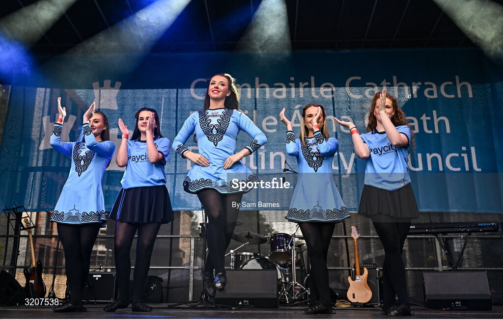 5 August 2025; Kavanagh Porter Academy during the homecoming of TG4 All-Ireland Ladies Senior Football Champions, Dublin, at Smithfield Square in Dublin. Photo by Sam Barnes/Sportsfile