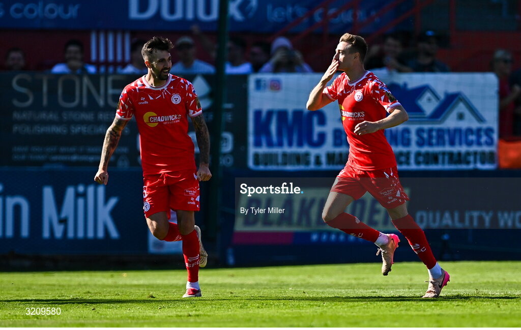 9 August 2025; Daniel Kelly of Shelbourne, right, celebrates after scoring his side's first goal during the SSE Airtricity Men's Premier Division match between Shelbourne and Bohemians at Tolka Park in Dublin. Photo by Tyler Miller/Sportsfile
