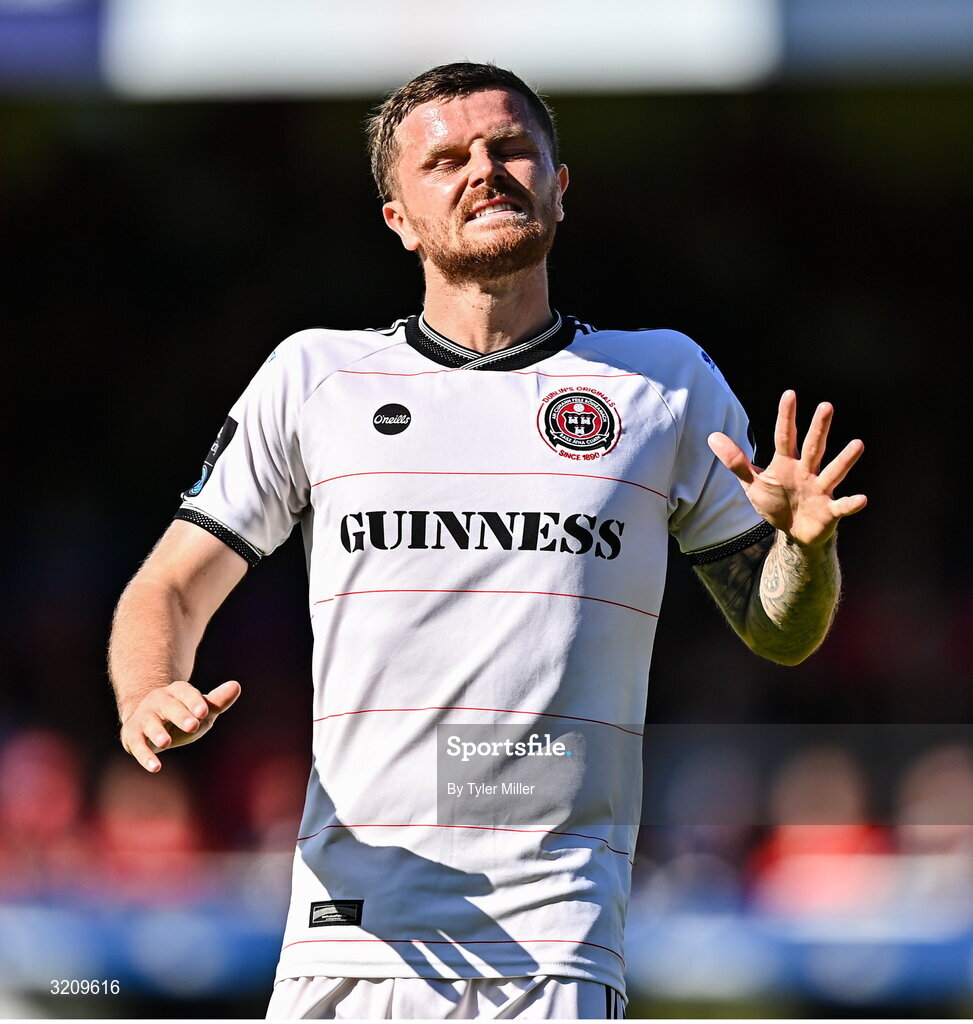 9 August 2025; Adam McDonnell of Bohemians reacts to a missed opportunity on goal during the SSE Airtricity Men's Premier Division match between Shelbourne and Bohemians at Tolka Park in Dublin. Photo by Tyler Miller/Sportsfile