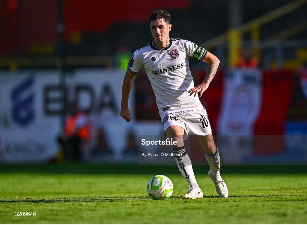 9 August 2025; Dawson Devoy of Bohemians during the SSE Airtricity Men's Premier Division match between Shelbourne and Bohemians at Tolka Park in Dublin. Photo by Piaras Ó Mídheach/Sportsfile