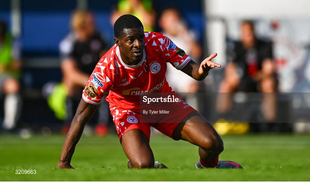 9 August 2025; Mipo Odubeko of Shelbourne reacts during the SSE Airtricity Men's Premier Division match between Shelbourne and Bohemians at Tolka Park in Dublin. Photo by Tyler Miller/Sportsfile