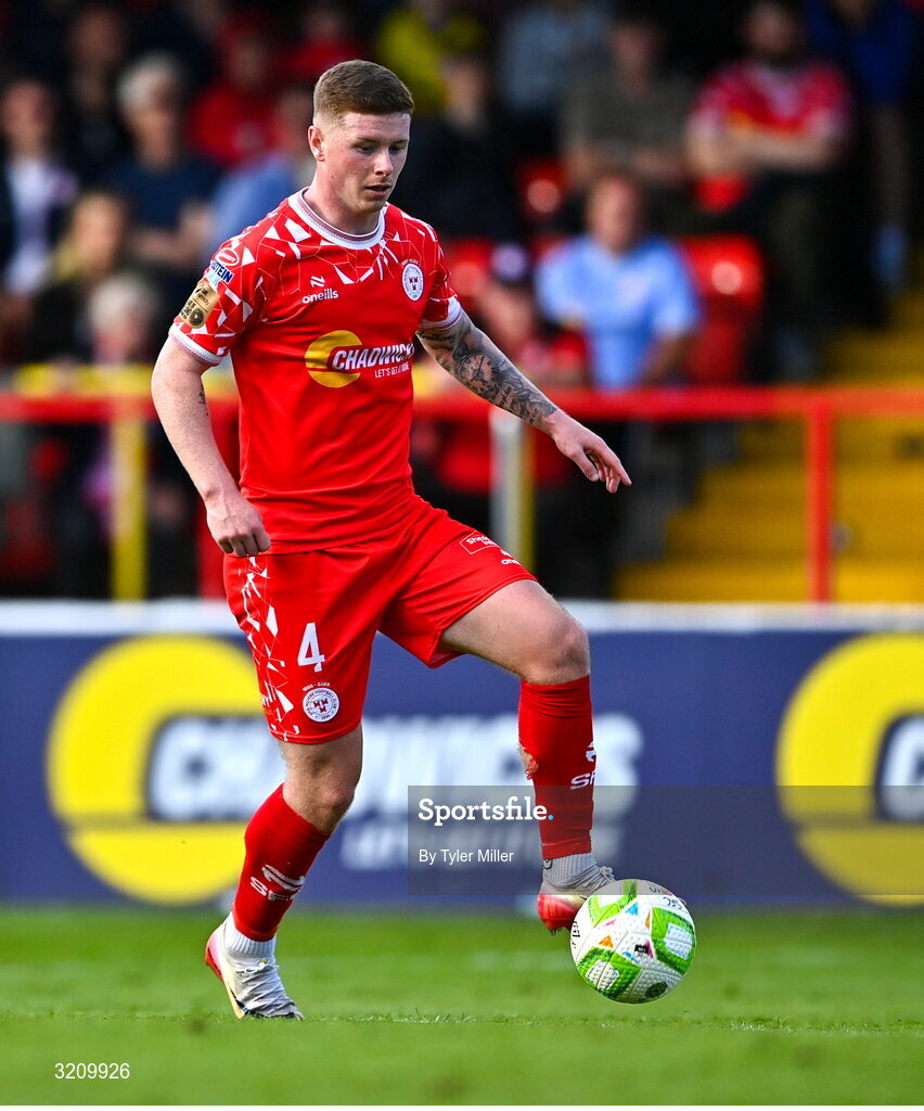 9 August 2025; Kameron Ledwidge of Shelbourne during the SSE Airtricity Men's Premier Division match between Shelbourne and Bohemians at Tolka Park in Dublin. Photo by Tyler Miller/Sportsfile