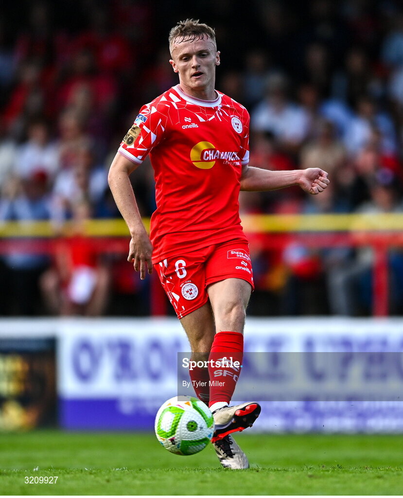 9 August 2025; JJ Lunney of Shelbourne during the SSE Airtricity Men's Premier Division match between Shelbourne and Bohemians at Tolka Park in Dublin. Photo by Tyler Miller/Sportsfile