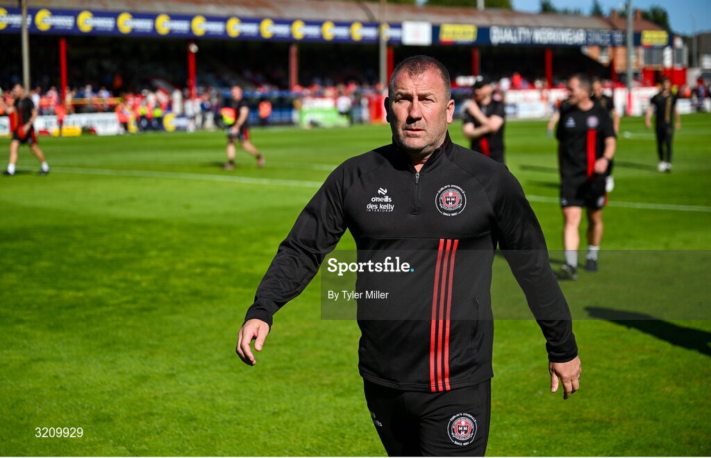 9 August 2025; Bohemians manager Alan Reynolds before the SSE Airtricity Men's Premier Division match between Shelbourne and Bohemians at Tolka Park in Dublin. Photo by Tyler Miller/Sportsfile