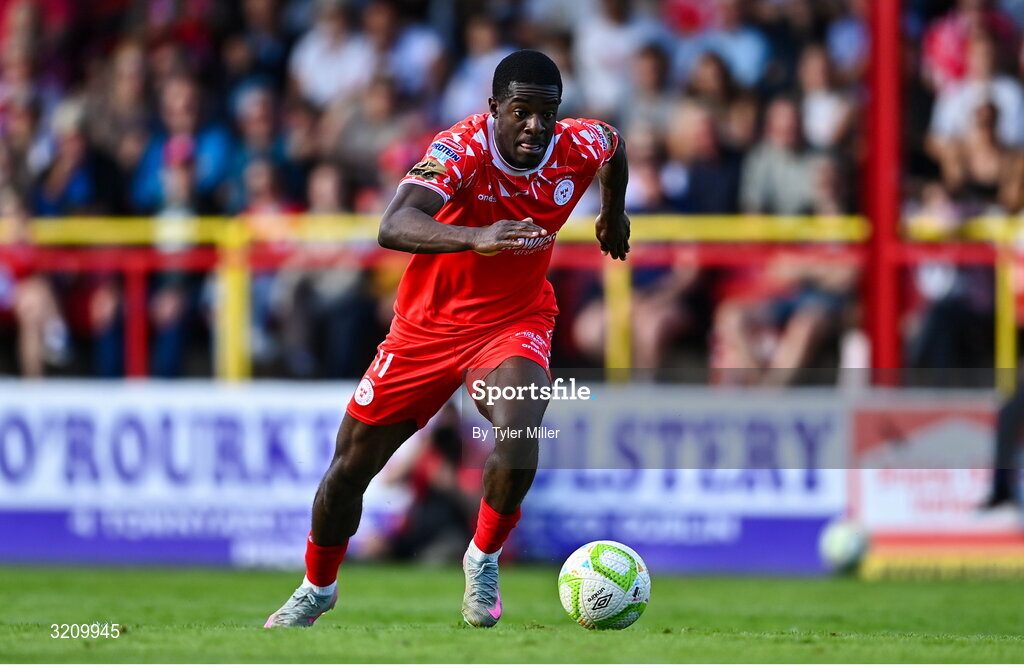 9 August 2025; Mipo Odubeko of Shelbourne during the SSE Airtricity Men's Premier Division match between Shelbourne and Bohemians at Tolka Park in Dublin. Photo by Tyler Miller/Sportsfile