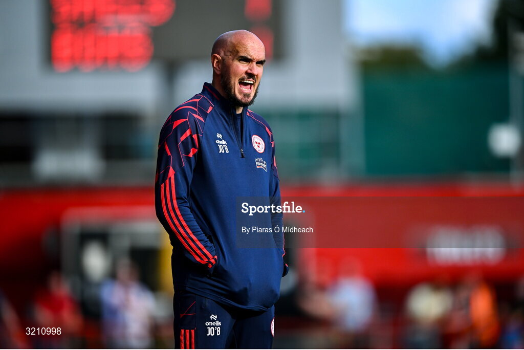 9 August 2025; Shelbourne head coach Joey O'Brien during the SSE Airtricity Men's Premier Division match between Shelbourne and Bohemians at Tolka Park in Dublin. Photo by Piaras Ó Mídheach/Sportsfile